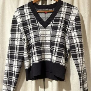 Vince Camuto Black-White and Grey Plaid V-Neck Sweater Size M